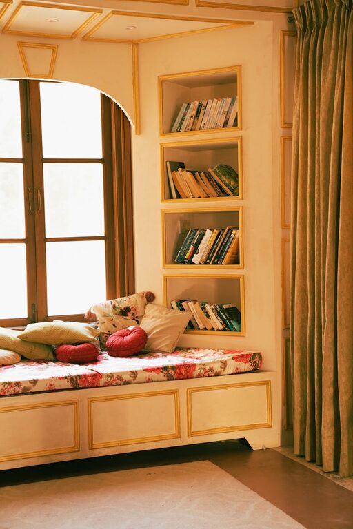 How to Create a Cosy Reading Nook in Your Home