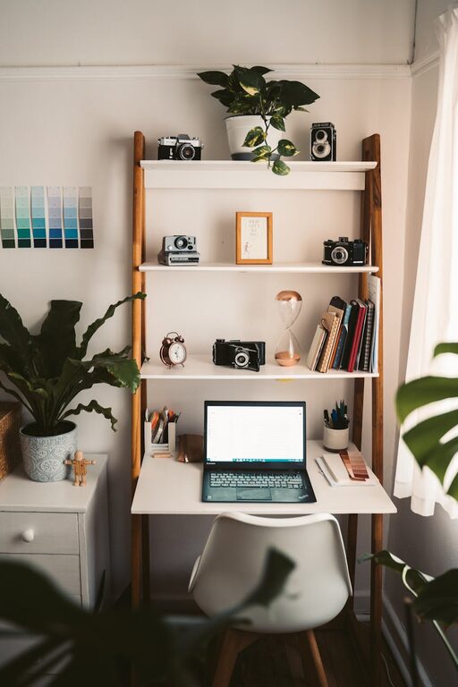 Creating a Cosy and Functional Home Office Space: Practical Tips